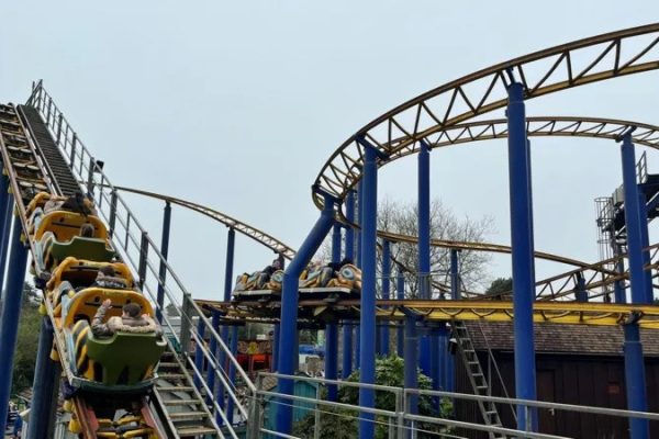 The Hornet Rollercoaster